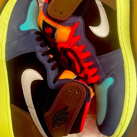 Showing - Picture 1 of 1